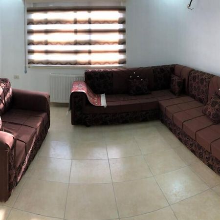 Apt 4 Rent/A Quiet Neighborhood Close To Services Amman Eksteriør bilde