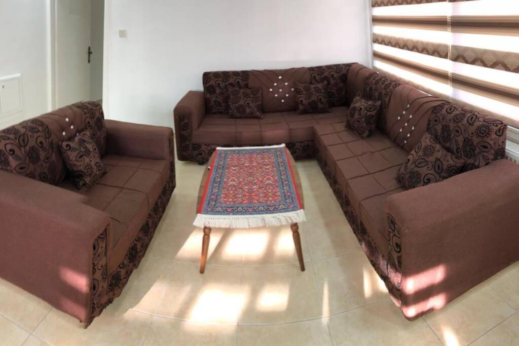 Apt 4 Rent/A Quiet Neighborhood Close To Services Amman Eksteriør bilde