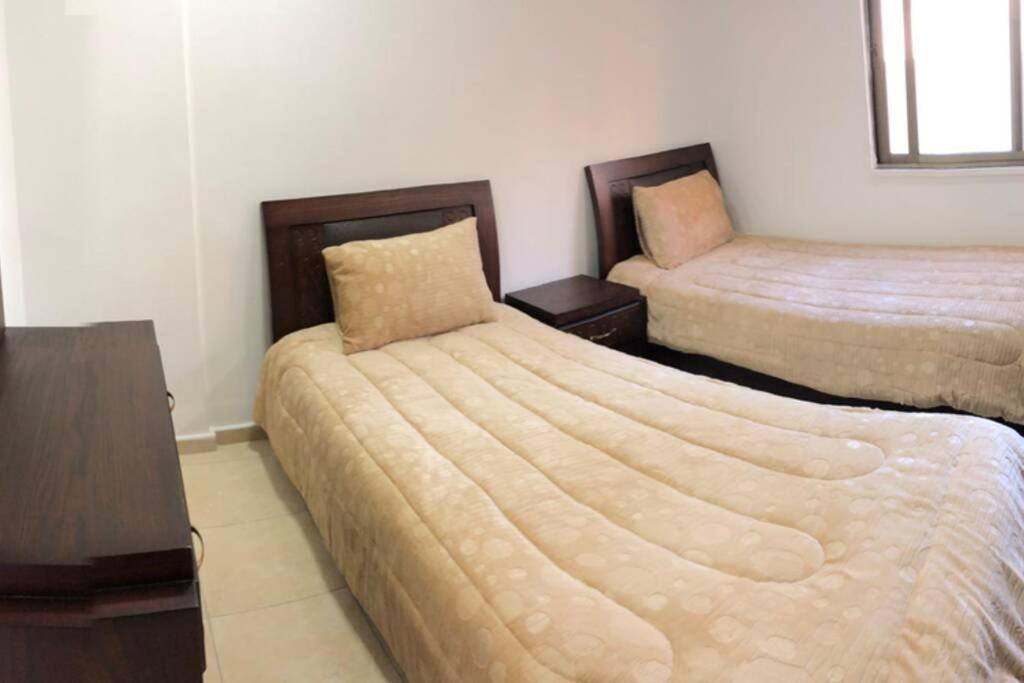 Apt 4 Rent/A Quiet Neighborhood Close To Services Amman Eksteriør bilde
