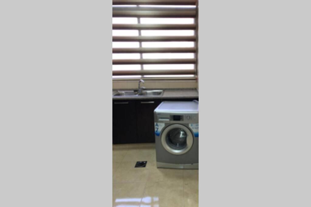 Apt 4 Rent/A Quiet Neighborhood Close To Services Amman Eksteriør bilde